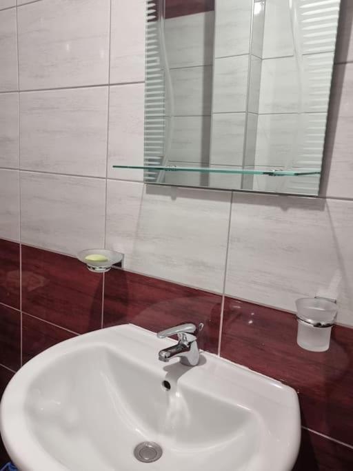 Two Suns Apartament Sarande Exterior photo